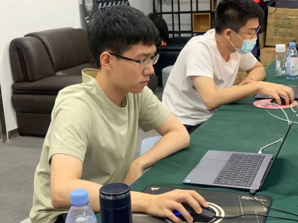  都灵门神屡次救险零封  
